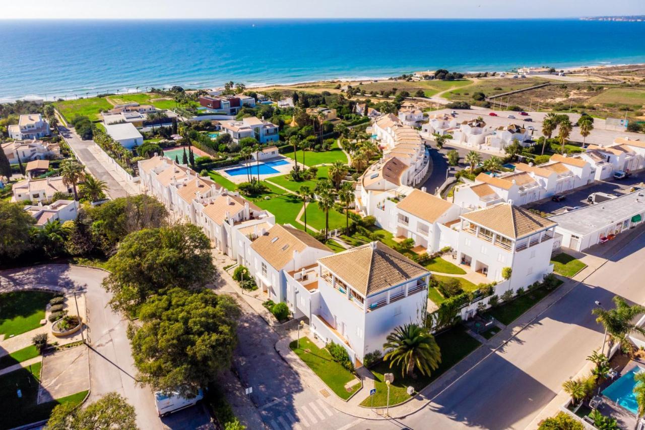 Beach Villa With Ocean View And Rooftop Cinema 吉亚 外观 照片